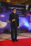 Dhoni gave us moments of great pride: Big B (Movie Snippets)
