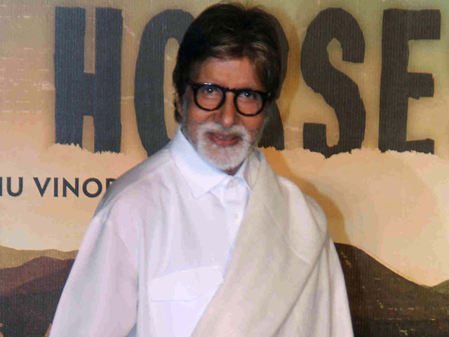 Big B to attend unveiling of Gandhi statue in London