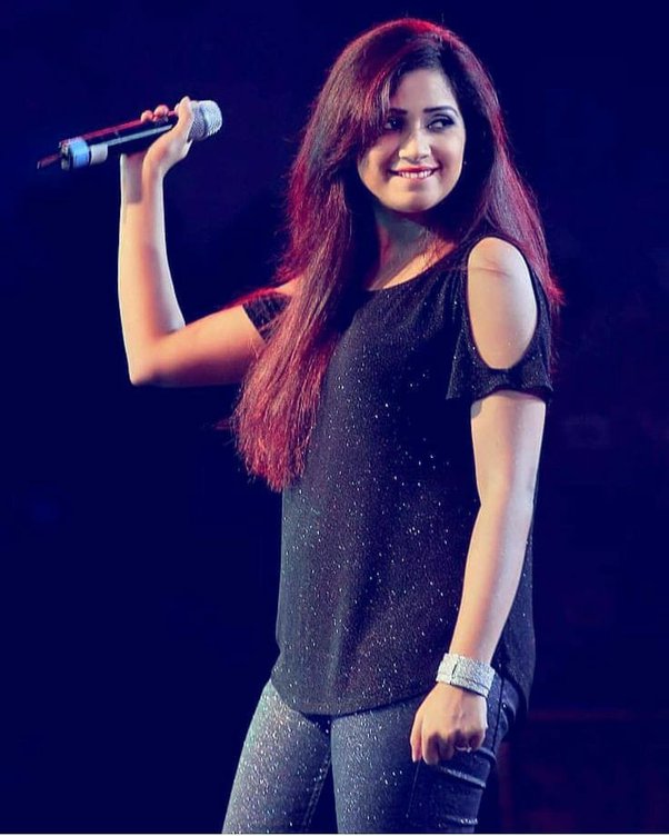 Shreya Ghoshal: Shreya\'s voice will never be heard again. The accident happened after the concert, he told about that night